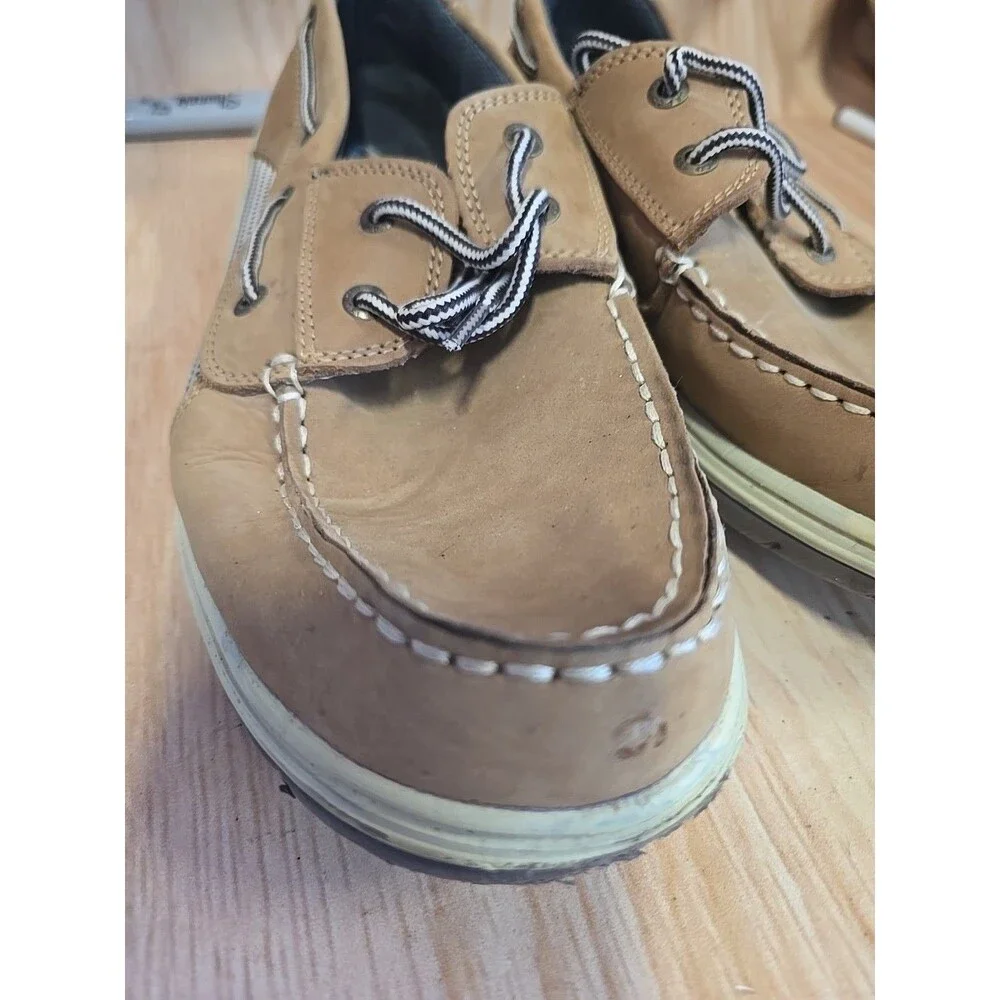 Island Surf Men's Tan Boat Shoes Size 10.5 Casual Preppy Neutral Classic Basic